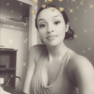 Meet your Posher, Alysia